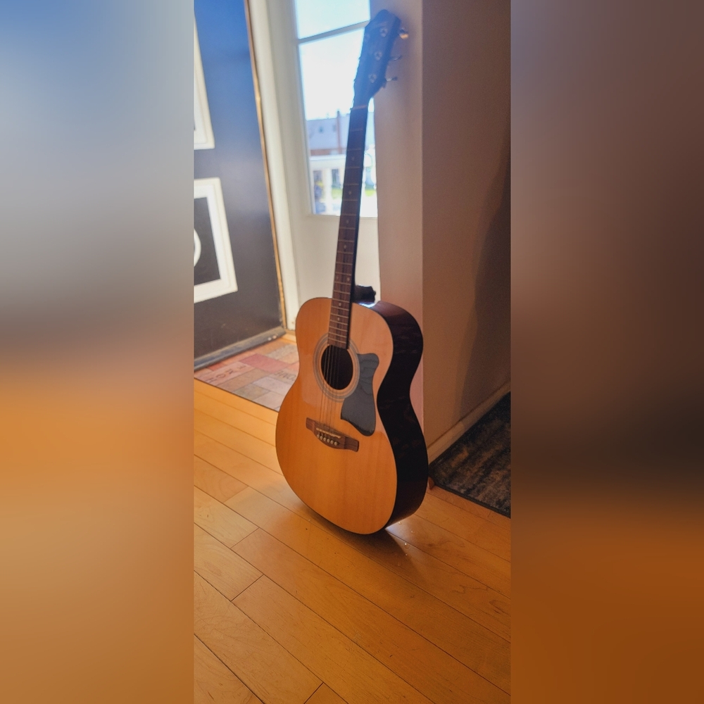 Classic Acoustic Guitar with Natural Finish